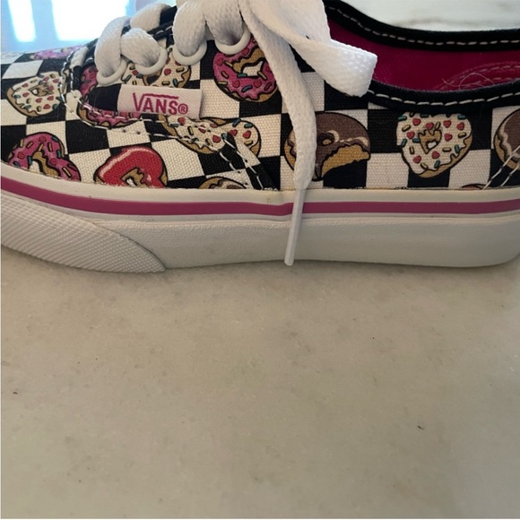 Vans Kids' Donut pattern Checkered Sneakers with Pink and White - Picture 9 of 13
